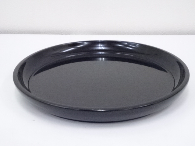 JAPANESE LACQUERED CIRCLE TRAY 